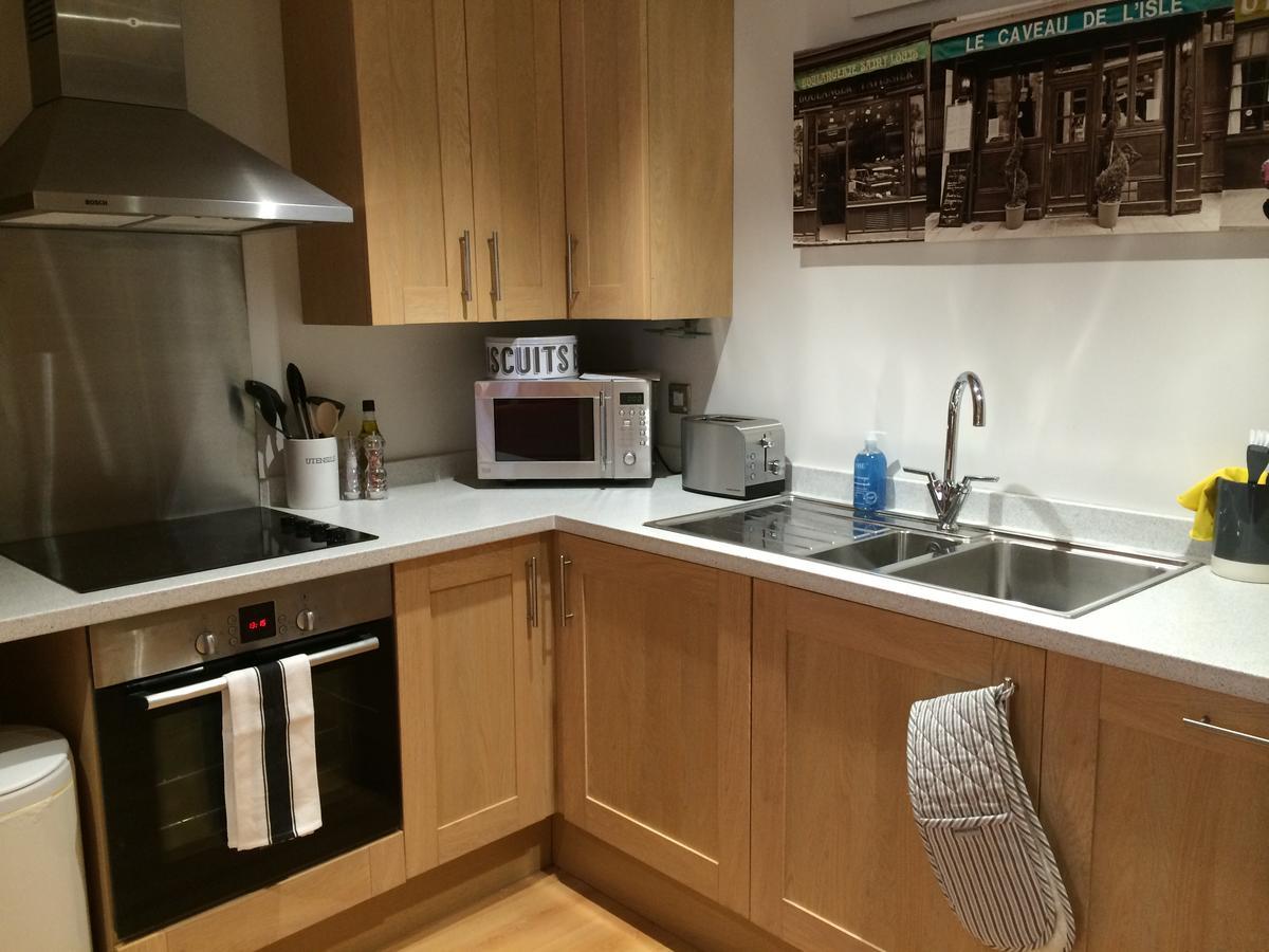 Апартаменты Russet Quarter, Parking Subject To Availability Йорк Экстерьер фото